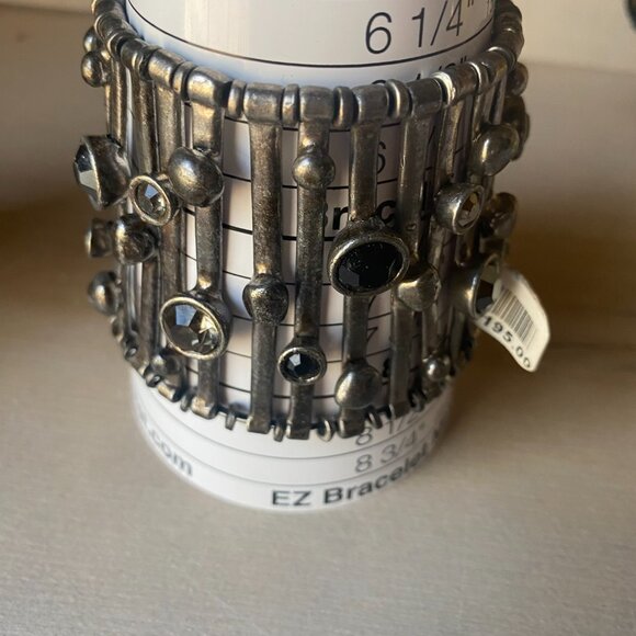 NWT Avant Garde Paris Silver tone Swarovski Crystal Brutalist Stretch Bracelet - Picture 9 of 10